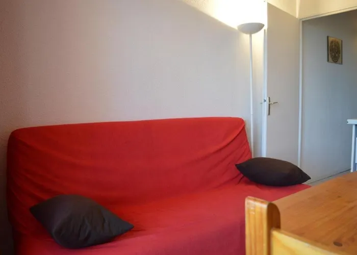 2 Pieces Mezzanine 6 Couchages St Cyprien Sc490-022